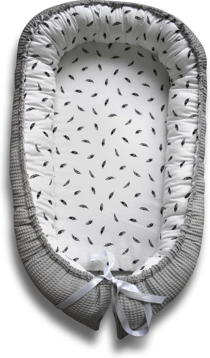Babynest Lichtgrijs Veertjes