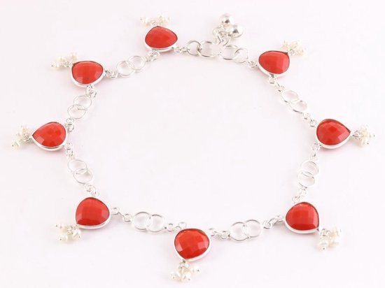 Zilveren enkelband met rode koraal steen en fijne parels
