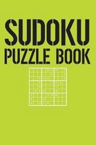 Sudoku Puzzle Book: Best sudoku puzzle to spend time being a sudoku master. Best gift idea for your mom and dad.