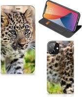 Beschermhoesje met foto Geschikt voor iPhone 12 | Geschikt voor iPhone 12 Pro Smart CoverCase Baby Luipaard