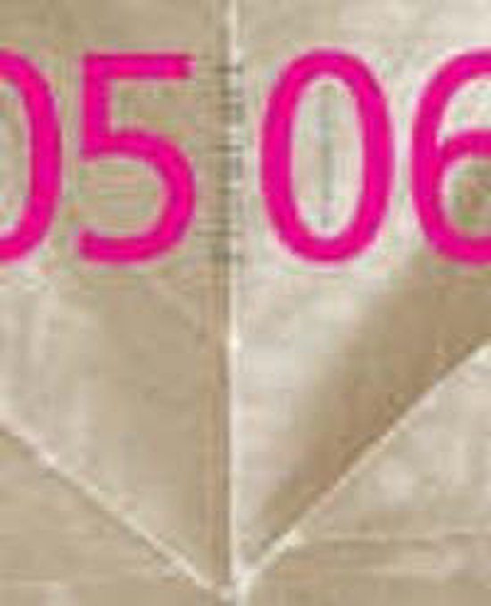 Cover van het boek 'International Annual of Floral Art 2005 2006'