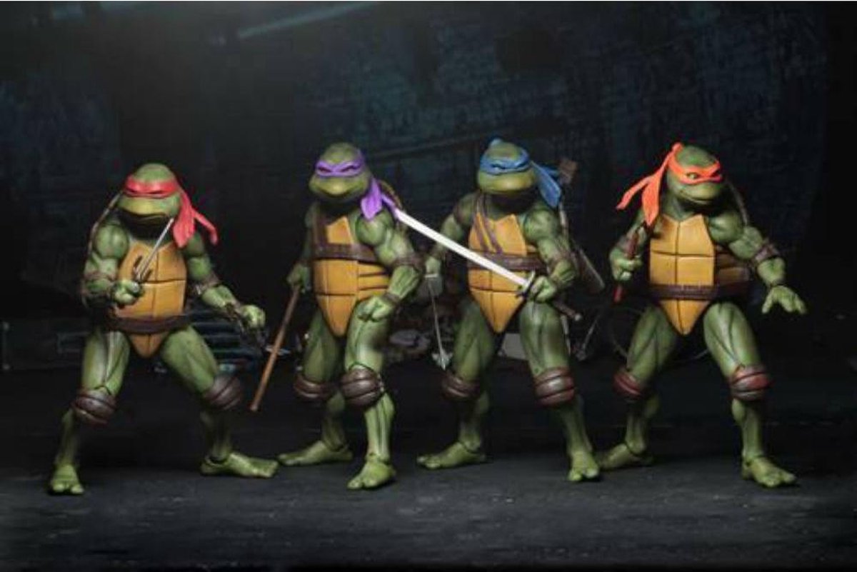 NECA TMNT: 1990 Movie - Donatello Action Figure | bol