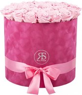 Flowerbox Longlife Suzy lichtroze - Ruim assortiment aan Luxe & Handgemaakte cadeaus - Verras op een speciale manier - 2 jaar houdbare rozen!