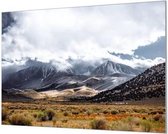 Wandpaneel Bergen in de wolken  | 150 x 100  CM | Zwart frame | Wandgeschroefd (19 mm)