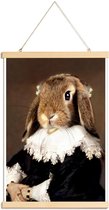 JUNIQE - Posterhanger Miss Bunny – Aristocratisch Konijn -40x60 /Bruin
