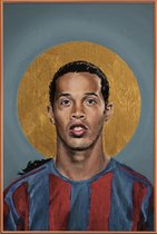 JUNIQE - Poster met kunststof lijst Football Icon - Ronaldinho -13x18