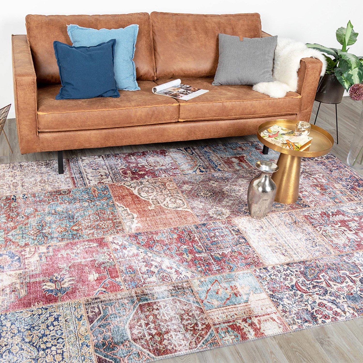 FRAAI Patchwork vloerkleed - Azara Rood | Kleurrijke klassieker - 270x370cm