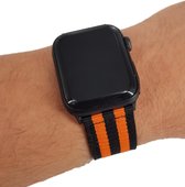 Fungus - Smartwatch bandje - Geschikt voor Apple Watch 42 / 44 / 45 / 49 mm - Series 1 2 3 4 5 6 7 8 9 SE Ultra iWatch - Stof - Nato - Zwart oranje