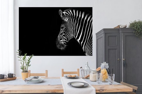 Poster Zebra sur fond noir papier 180x120 cm - Tirage photo sur Poster (décoration murale salon / chambre) / Poster Animaux sauvages XXL / Groot format!