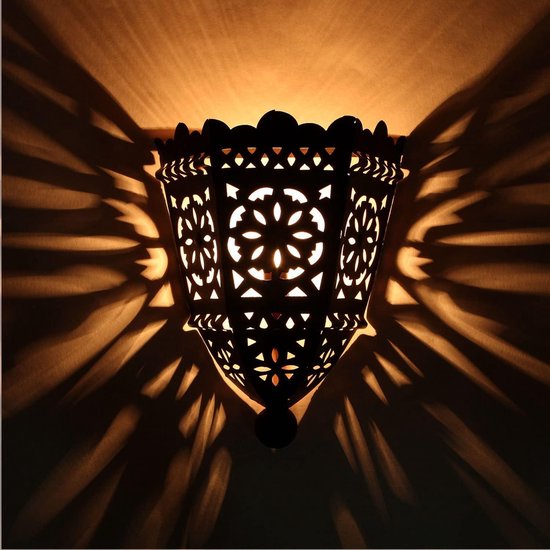 Perth Overleven handel Marokkaanse ijzeren wandlamp met mooie lichteffecten | bol.com