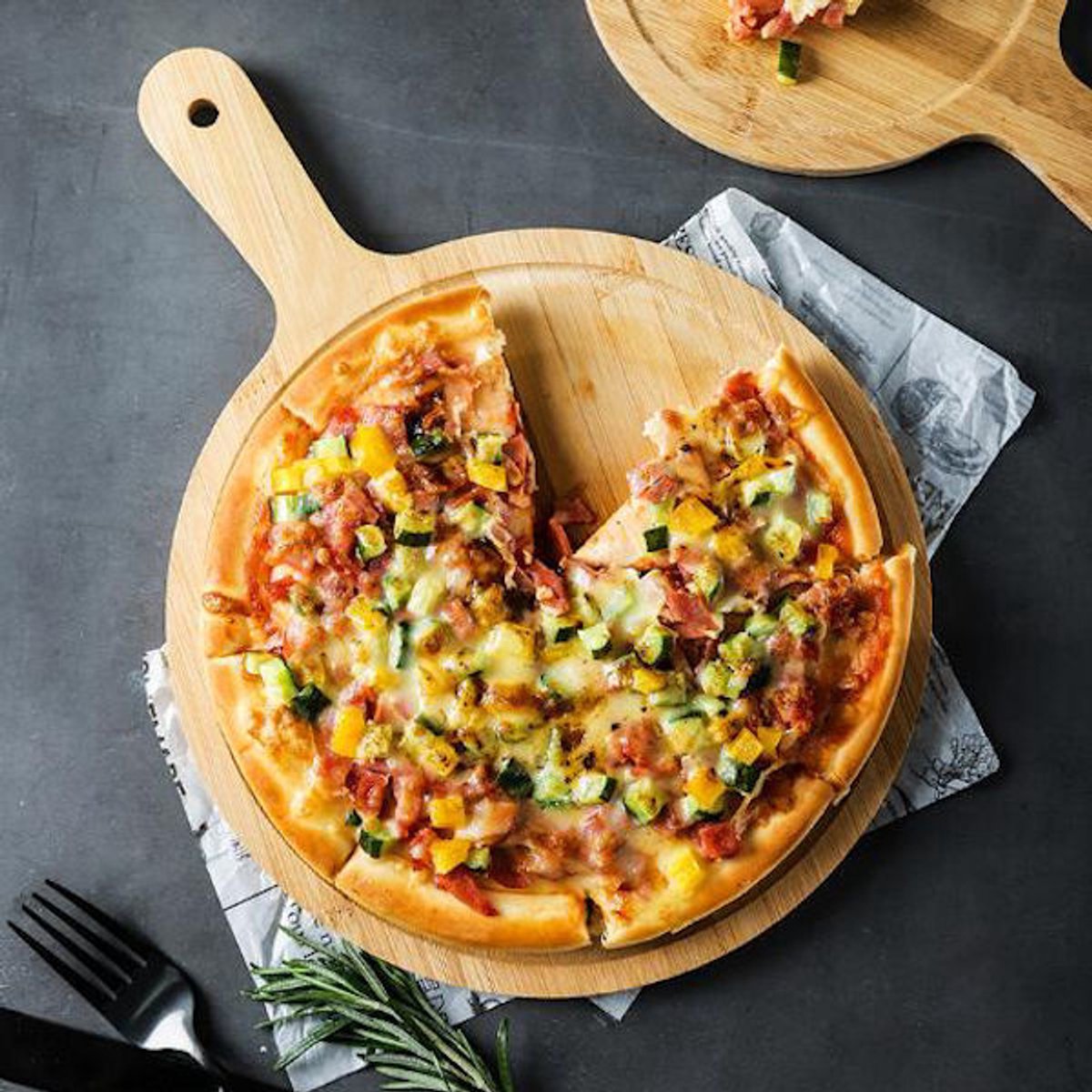 Bamboe Pizzaschep voor Pizza's Ø30 Cm - Pizzaplank met handvat - Pizzaborden - Oven - Bbq - Serveerplank