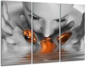 GroepArt - Schilderij -  Gezicht - Oranje, Grijs - 120x80cm 3Luik - 6000+ Schilderijen 0p Canvas Art Collectie