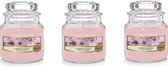 Yankee Candle Small Jar Geurkaars 3-pack - Cherry Blossom