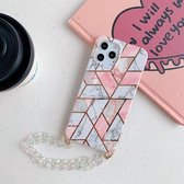 Splicing Marble Pattern TPU beschermhoes met kettingriem voor iPhone 12/12 Pro (roze onregelmatig)