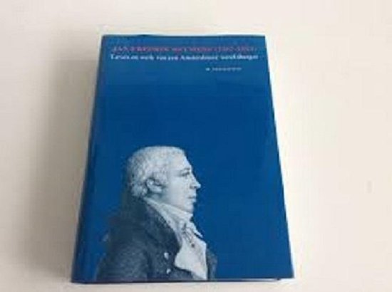 Boek met een blauwe omslag. Een portret van een man uit de 18e eeuw.