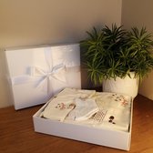 Baby Pakket Medium - Geel - Beertjes - Zwangerschap - Geboorte cadeau - Kraamcadeau - Kraammand - Kraampakket
