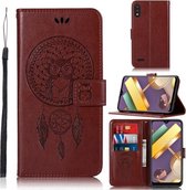 Voor LG K22 Windgong Uil Embossing Patroon Horizontale Flip Leren Case met Houder & Kaartsleuven & Portemonnee (Bruin)