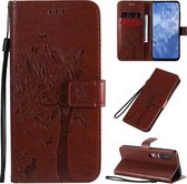 Voor Xiaomi Mi 10 5G / Mi 10 Pro 5G Tree & Cat Pattern Pressed Printing Horizontale flip PU lederen tas met houder & kaartsleuven & portemonnee & lanyard (bruin)