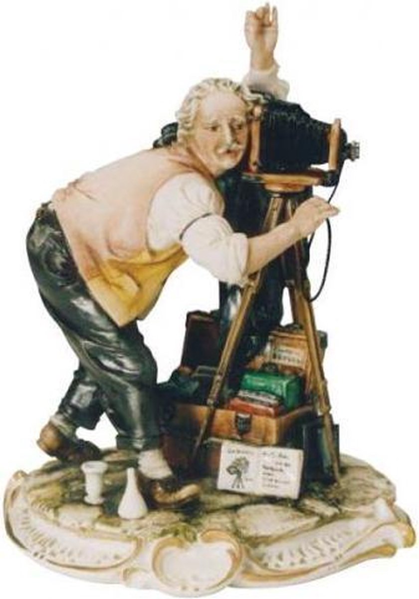 MadDeco Capodimonte - beeldje - fotograaf - porselein - handgemaakt - Italiaans - erfgoed zie afbeelding