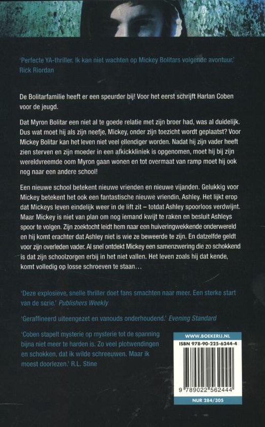 De achterkant van het boek 'Mickey Bolitar 1 - Schuilplaats' van Harlan Coben, met citaten en een barcode.
