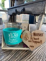 Koffiemok / Theeglas met de tekst In jouw klas is het altijd superleuk  + houten hartje meester / Afscheid / einde schooljaar / cadeau juffrouw / cadeau meester /  school