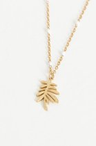 Sissy-Boy - Goldplated ketting met wit emaille en blaadjes hanger