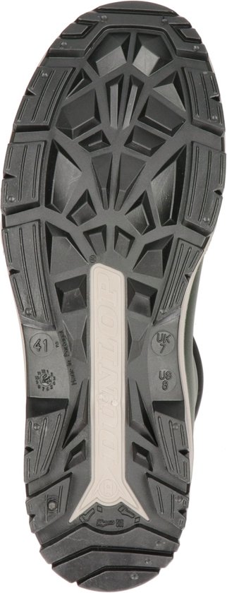 Zwarte profielzool van Dunlop laars met groen en beige accent.