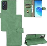 Voor OPPO Reno6 Effen Kleur Huid Voelen Magnetische Gesp Horizontale Flip Kalf Textuur PU Lederen Case met Houder & Kaartsleuven & Portemonnee (Groen)