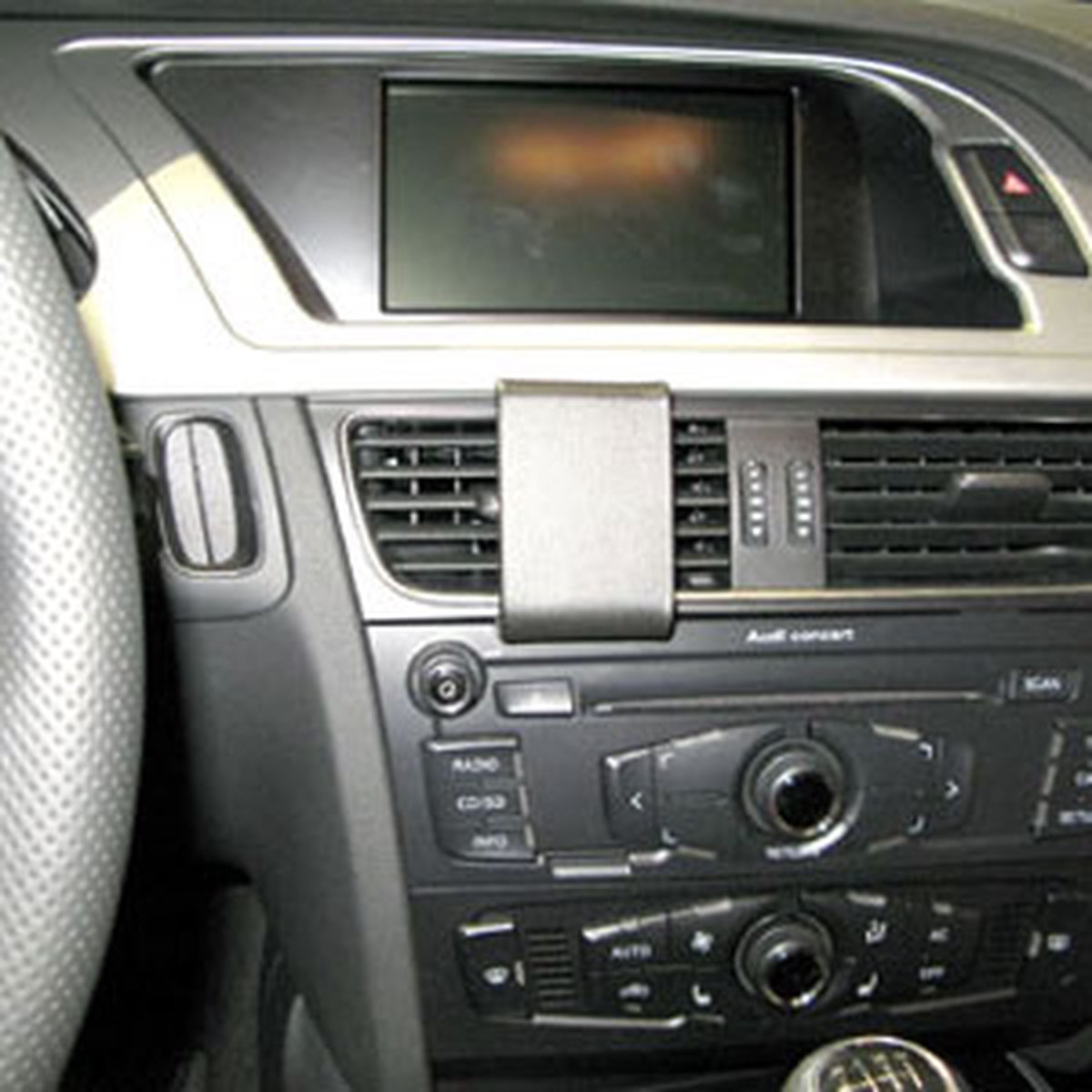 Brodit center mount v.Audi A4 08- - Brodit