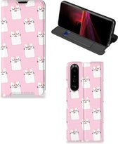 Bookcase Valentijn Cadeaus Sony Xperia 1 III Smart Cover Hoesje Sleeping Cats