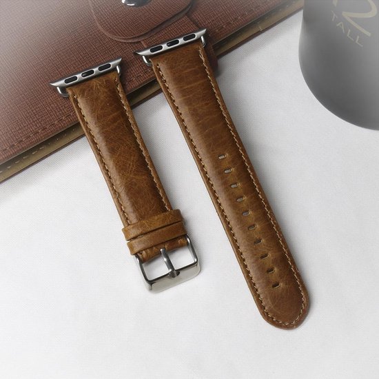 By Qubix - Geschikt voor Apple Watch bandje - Retro leren bandje - Lichtbruin - Geschikt voor Apple Watch 38mm / 40mm / 41mm / 42mm - leren smartwatchbandje - Horlogebandje
