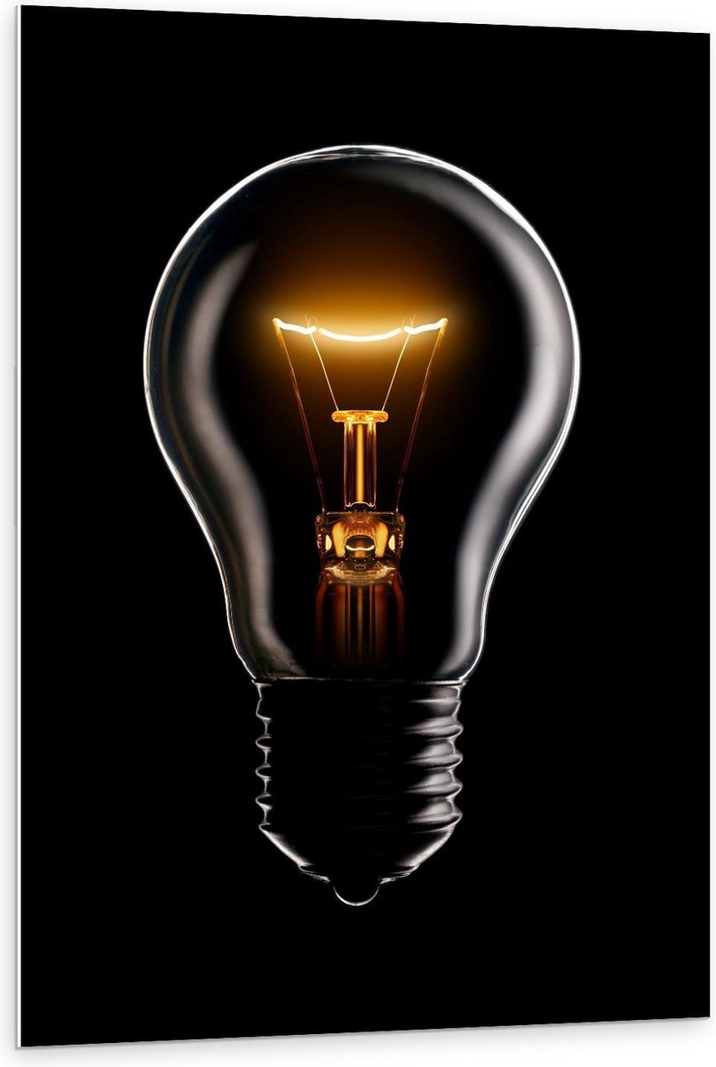 Forex - Gloeilamp op Zwarte Achtergrond - 80x120cm Foto op Forex