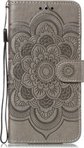 Samsung Galaxy Note 10 Hoesje - Mobigear - Mandala Serie - Kunstlederen Bookcase - Grijs - Hoesje Geschikt Voor Samsung Galaxy Note 10