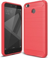 Voor Geschikt voor Xiaomi Redmi 4X geborsteld koolstofvezel textuur schokbestendig TPU beschermhoes (rood)
