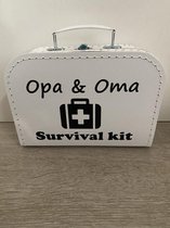 Koffer Opa & Oma survivalkit wit leeg
