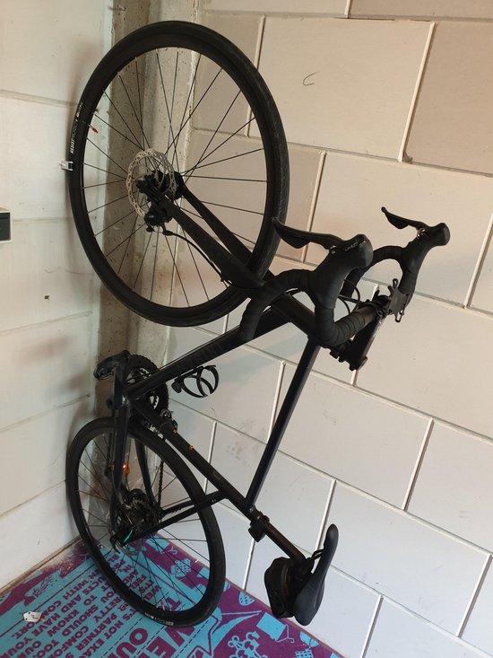 Mountainbike muurklem - Fietshanger - Compacte fiets opberger - Muurbeugel - Ophangsysteem - Fiets ophangbeugel - Fietsenrek van Cavogli — afbeelding 3