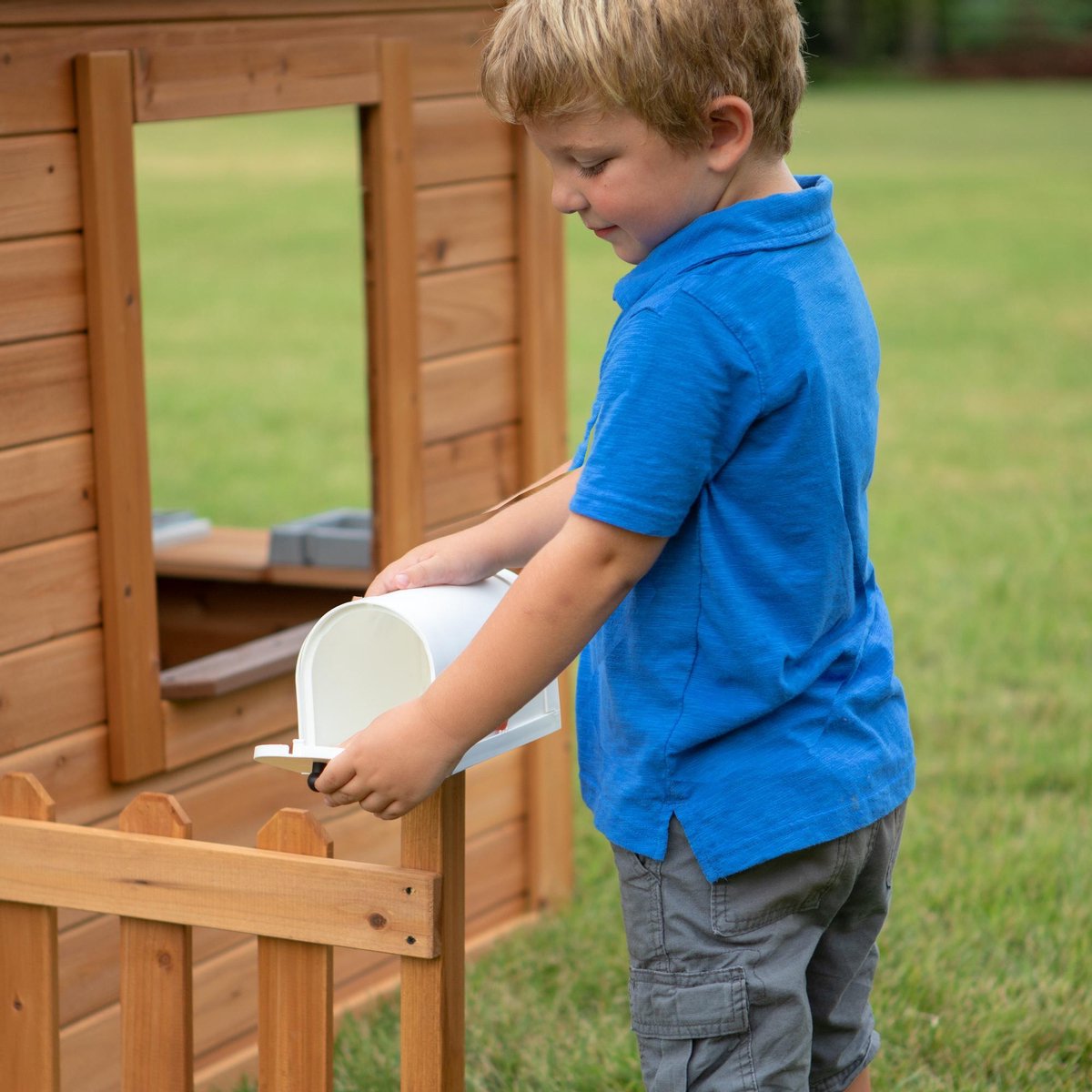 Backyard Discovery Aspen Houten Speelhuis - met Speelkeukentje, brievenbus en meer — afbeelding 3