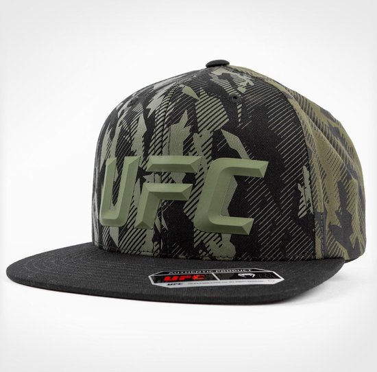 UFC Venum Authentic Fight Week unisex Sportcap Pet Zwart Kaki Camo