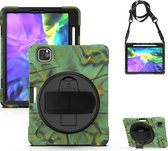 Mobigear Tablethoes geschikt voor Apple iPad Pro 11 (2021) Hardcase Backcover | Mobigear SureGrip XGuard + Stylus Houder + Schouderband | Schokbestendig iPad Pro 11 (2021) Telefoonhoesje | Anti Shock Proof + Standaard - Camouflage | Groen