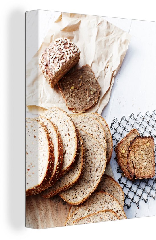 Différentes miches de pain sur fond blanc toile 2cm 30x40 cm - petit - Tirage photo sur toile (Décoration murale salon / chambre)