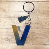 Epoxy letter sleutel- of tassenhanger V