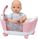 Baby Annabell pop in roze badje met onderwaterprint, witte rand en schaapjes-pootjes.