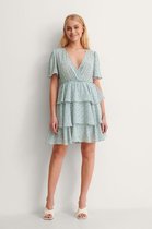 NA-KD Triple Layer Flounce Vrouwen Jurk - Blue Flower Print - Maat EU 40
