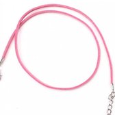 Enkelbandje-Wikkel- licht roze- suede- enkelkoord-Charme Bijoux
