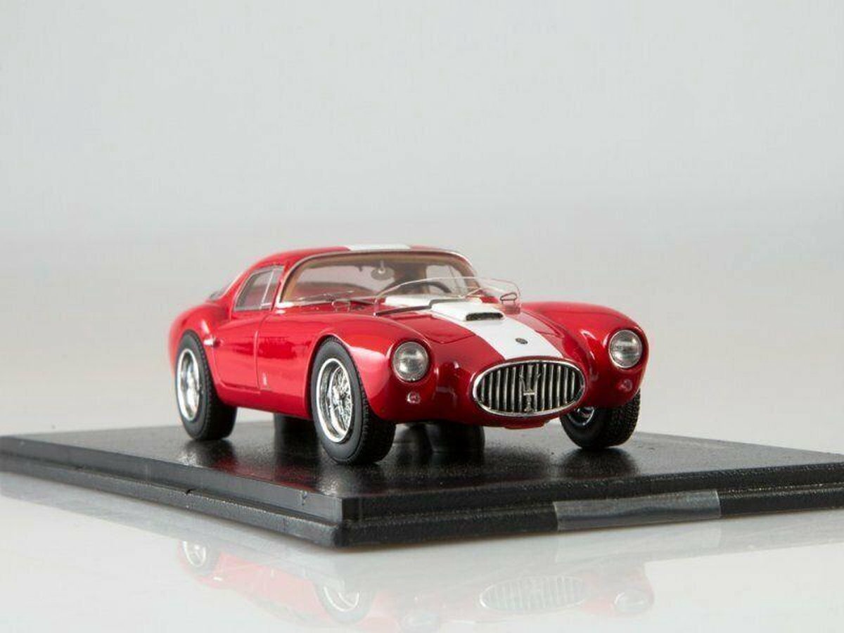 Neo 1:43 Maserati A6GCS/53 Berlinetta Pininfarina red