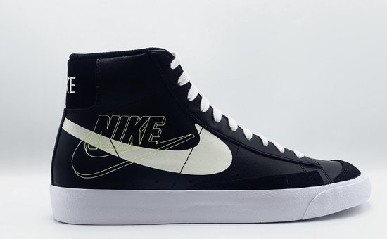 Nike Blazer Mid '77 (Black/Sail-White-Volt) - Maat 46 | bol.com