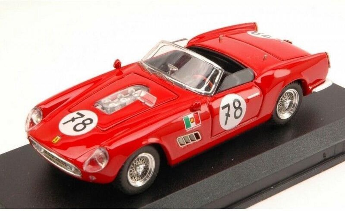 De 1:43 Diecast Modelcar van de Ferrari 250 California #78 van de Nürburgring in 1960. De bestuurder was P. Gerini. De fabrikant van het schaalmodel is Art-Model. Dit model is alleen online verkrijgbaar