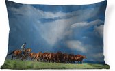 Sierkussen Paarden pour l'intérieur - Cowboy mène un troupeau de chevaux - 60x40 cm - Coussin intérieur rectangulaire en coton