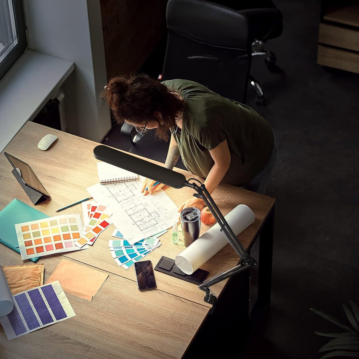 Lindby lampe de bureau LED Eleni, noir, CCT, intensité variable | Lumories