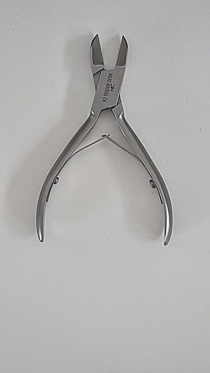 Goedkoopste Belux surgical instruments/Nageltang - nagelknipper gebogen 11cm rvs